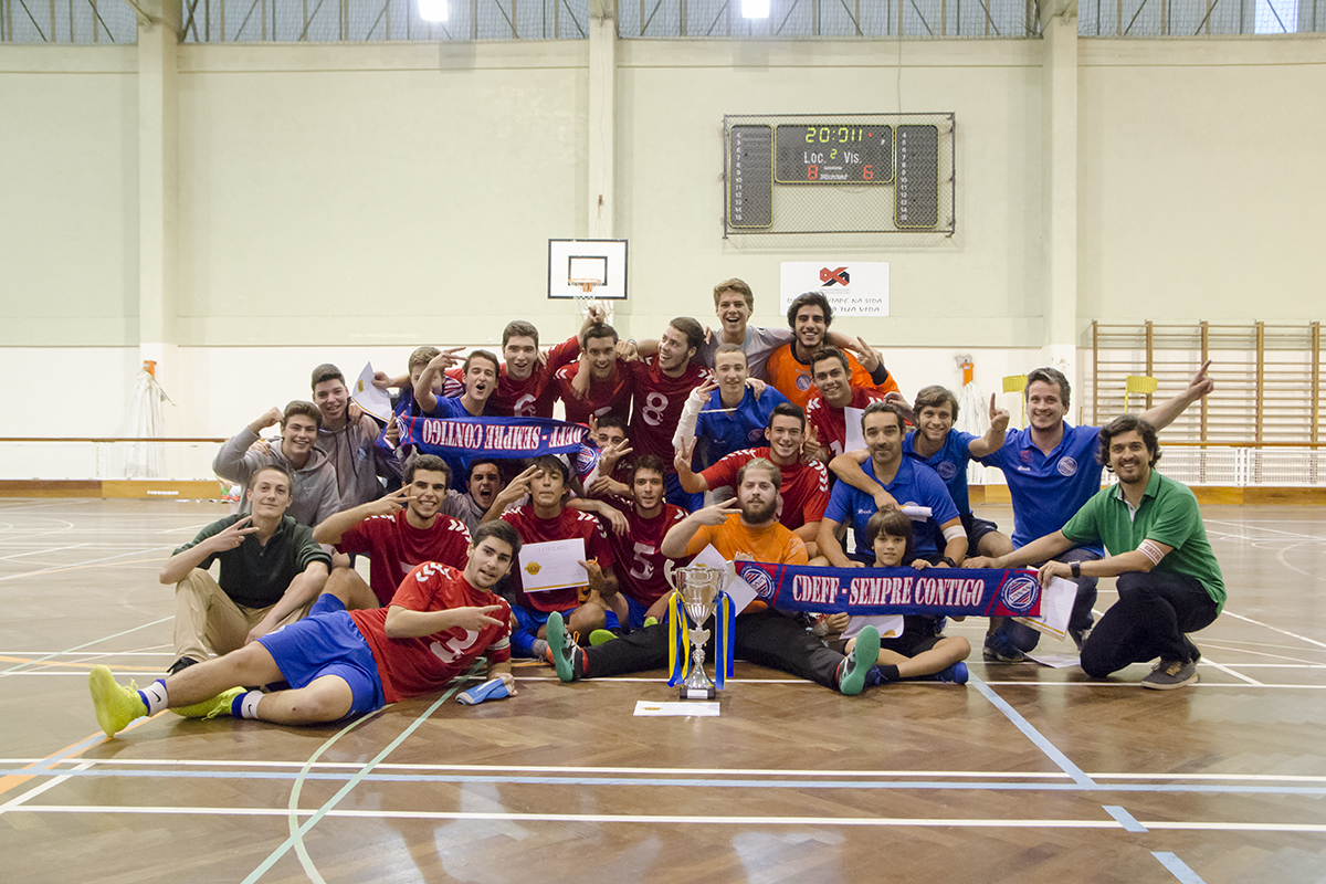 CDE Francisco Franco conquista Juniores de Futsal