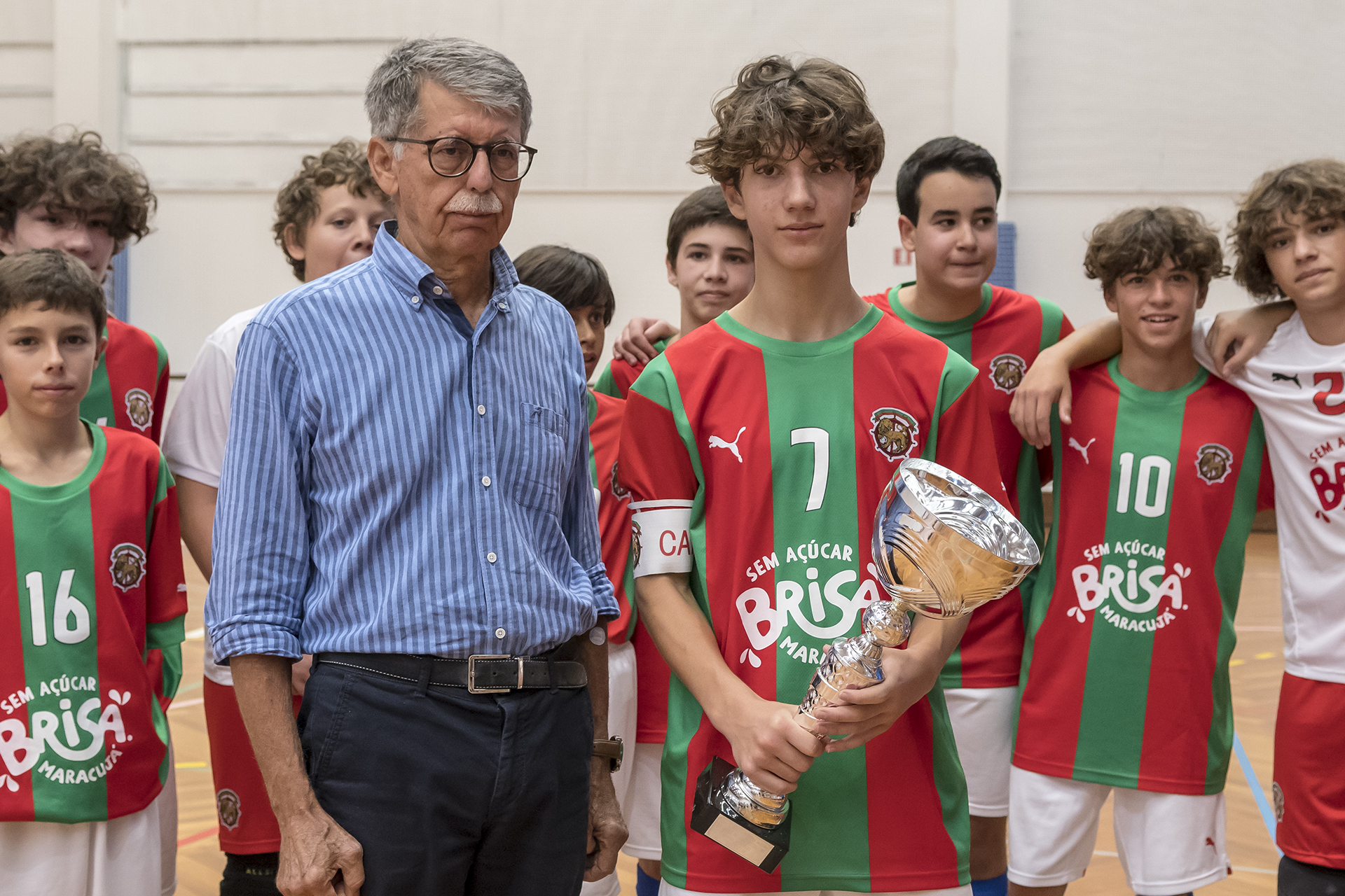 Marítimo ergue Supertaça de iniciados! 