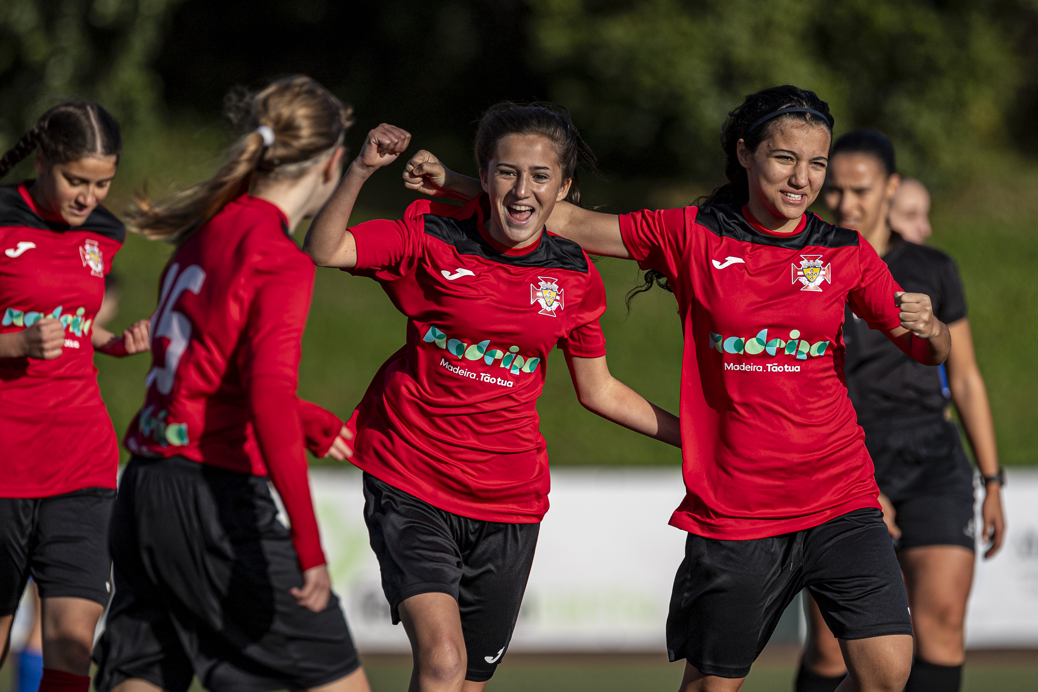 TIA SUB-16 Feminino: vitória no arranque da fase zonal