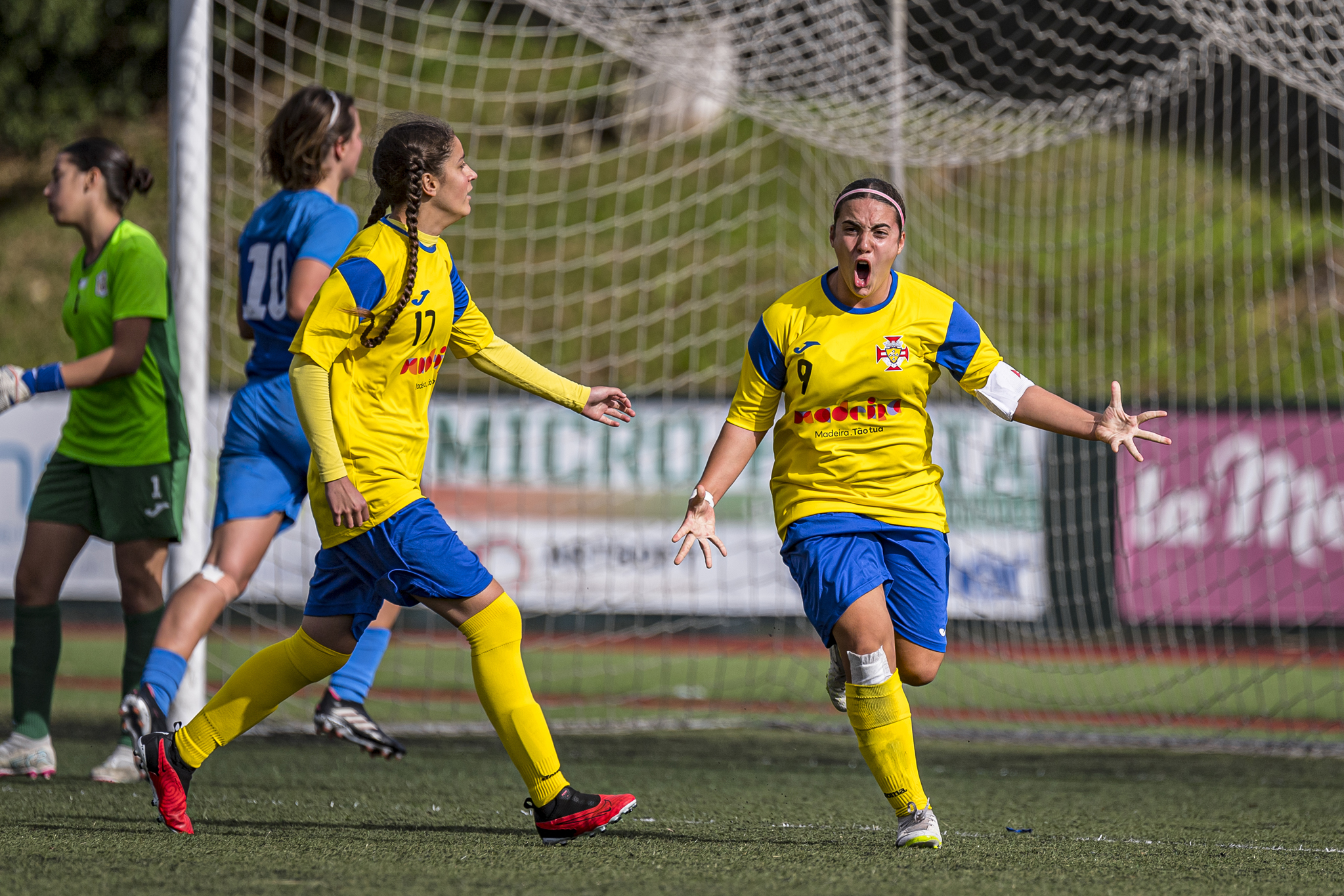 TIA SUB-16 Feminino: triunfo carimba acesso à Liga de Ouro